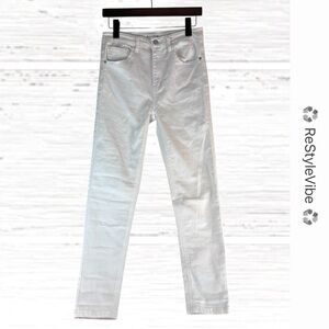 RISEN Women’s Size 5/27 Denim Jeans White Skinny Style Ankle Fit Stretch
